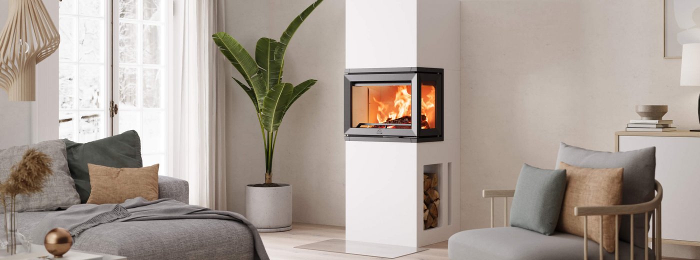 Jøtul FS 520 FRL valkoinen takka valoisaan moderniin skandinaaviseen olohuoneeseen